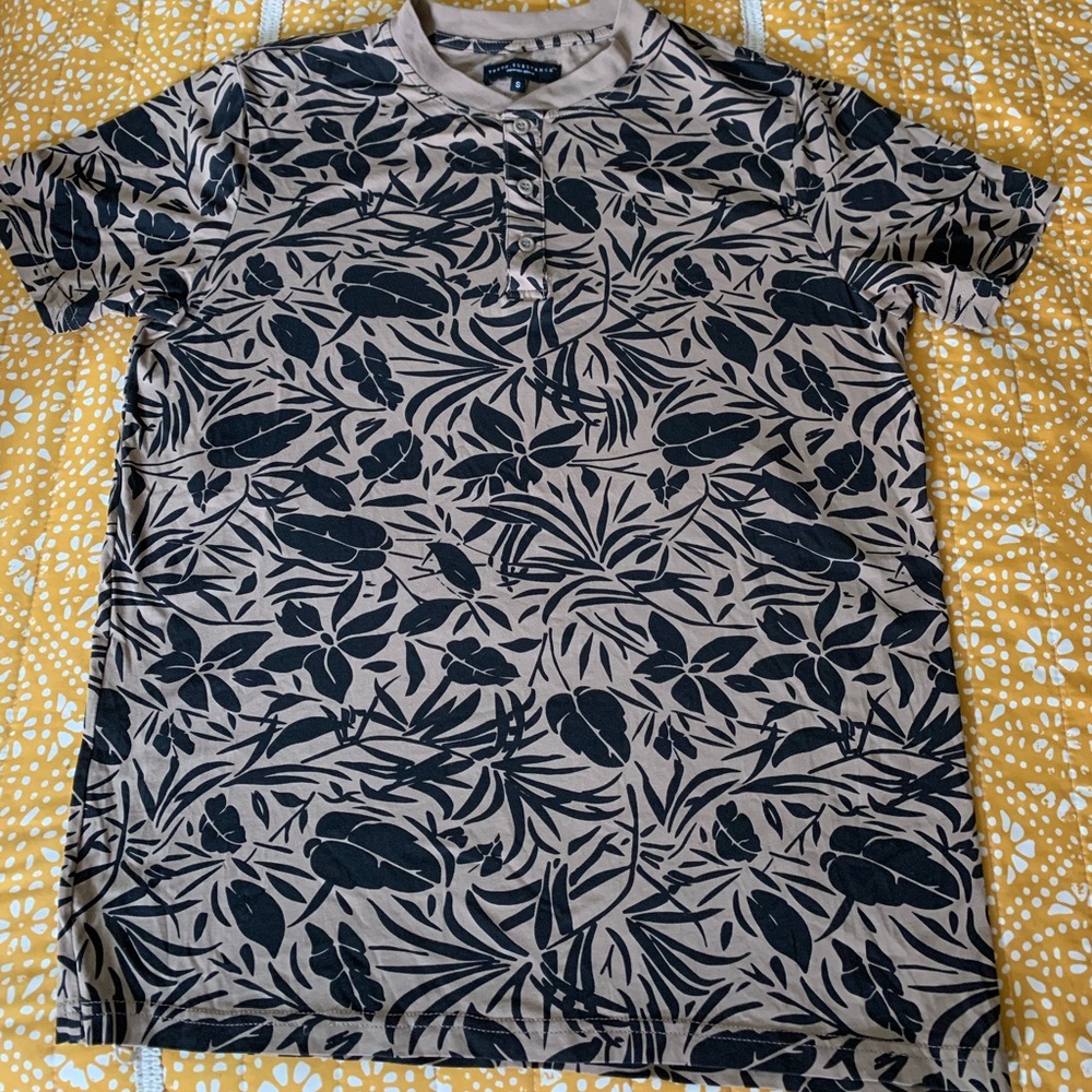 Truth Substance Men's Black and Tan Patterned Shirt